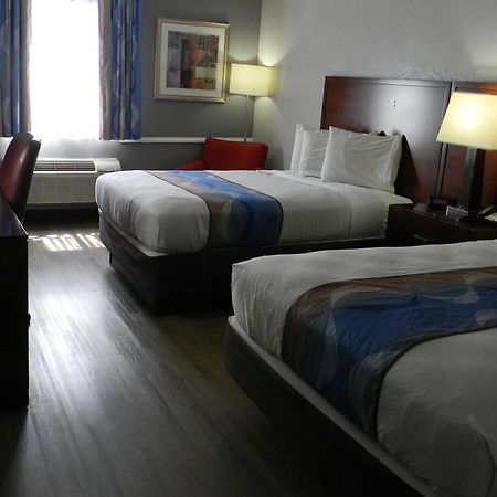 Travelodge Inn & Suites By Wyndham Albany Kültér fotó