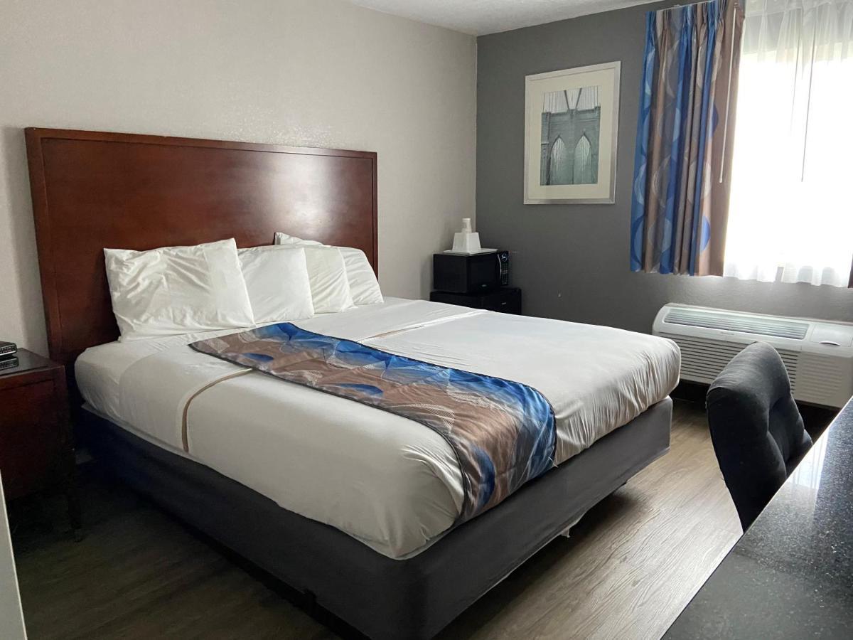 Travelodge Inn & Suites By Wyndham Albany Kültér fotó