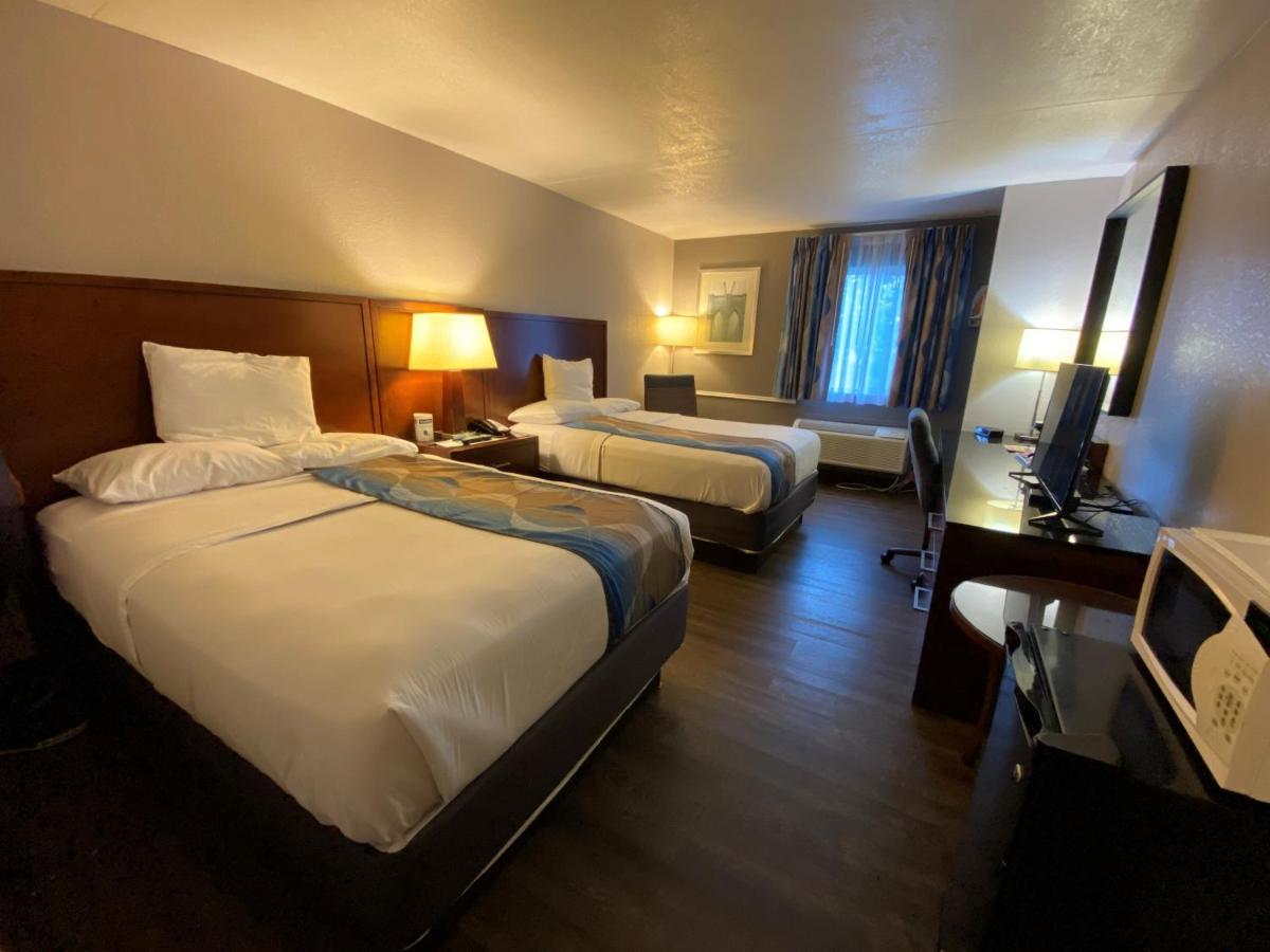 Travelodge Inn & Suites By Wyndham Albany Kültér fotó