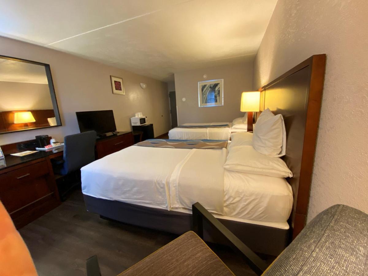 Travelodge Inn & Suites By Wyndham Albany Kültér fotó