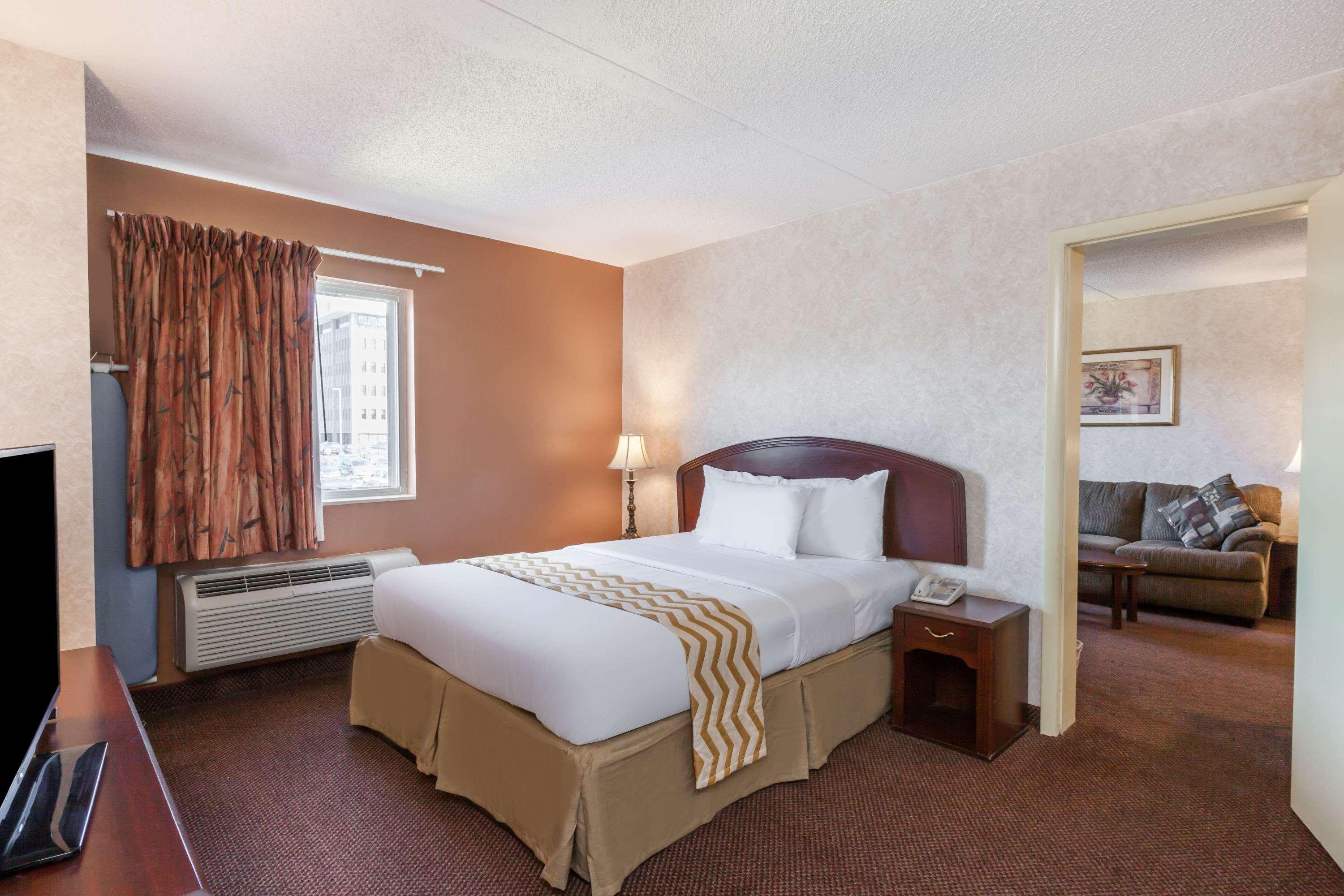 Travelodge Inn & Suites By Wyndham Albany Kültér fotó
