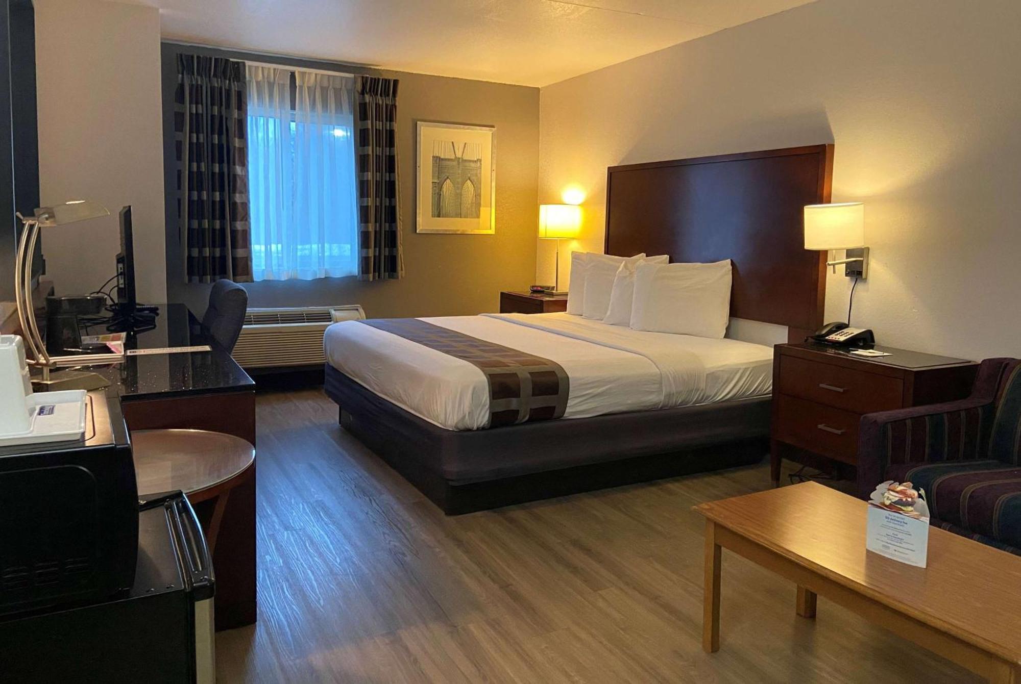 Travelodge Inn & Suites By Wyndham Albany Kültér fotó